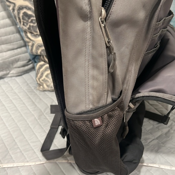 THE NORTH FACE JESTER BACKPACK TNF Black One Size - Picture 8 of 9